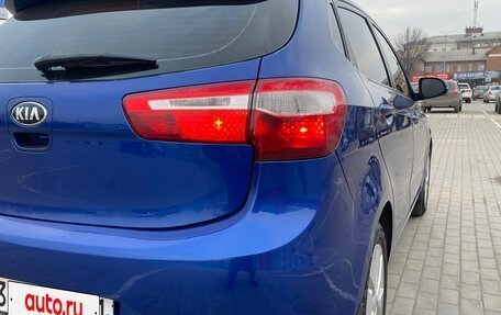 KIA Rio III рестайлинг, 2013 год, 799 999 рублей, 25 фотография