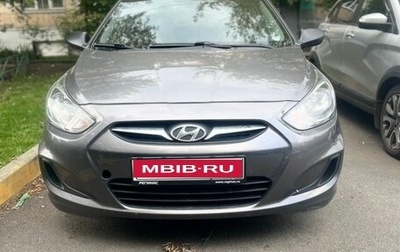 Hyundai Solaris II рестайлинг, 2011 год, 730 000 рублей, 1 фотография
