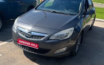 Opel Astra J, 2011 год, 650 000 рублей, 1 фотография