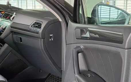 Volkswagen Tiguan II, 2017 год, 3 000 000 рублей, 14 фотография