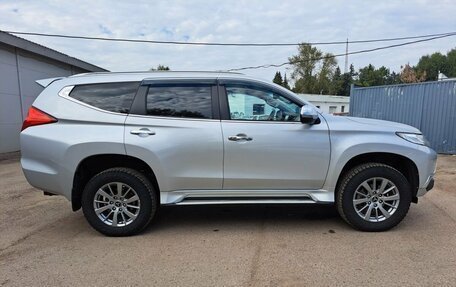 Mitsubishi Pajero Sport III рестайлинг, 2018 год, 2 400 000 рублей, 4 фотография
