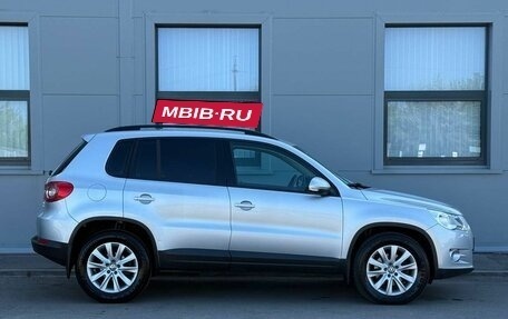 Volkswagen Tiguan I, 2010 год, 869 000 рублей, 4 фотография