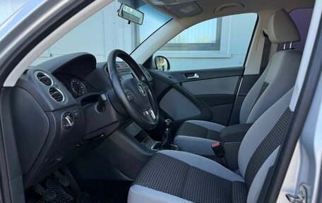 Volkswagen Tiguan I, 2010 год, 869 000 рублей, 10 фотография
