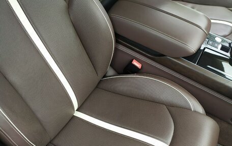 Audi A8, 2013 год, 2 300 000 рублей, 1 фотография
