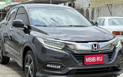 Honda Vezel, 2021 год, 1 240 000 рублей, 1 фотография