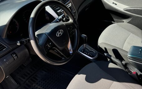 Hyundai Solaris II рестайлинг, 2011 год, 830 000 рублей, 17 фотография