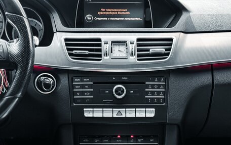 Mercedes-Benz E-Класс, 2015 год, 3 200 000 рублей, 14 фотография
