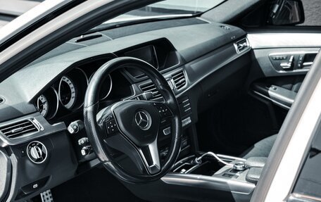 Mercedes-Benz E-Класс, 2015 год, 3 200 000 рублей, 20 фотография