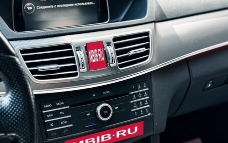Mercedes-Benz E-Класс, 2015 год, 3 200 000 рублей, 19 фотография