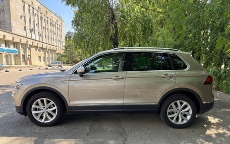 Volkswagen Tiguan II, 2018 год, 3 290 000 рублей, 3 фотография