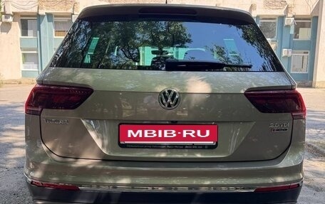 Volkswagen Tiguan II, 2018 год, 3 290 000 рублей, 5 фотография