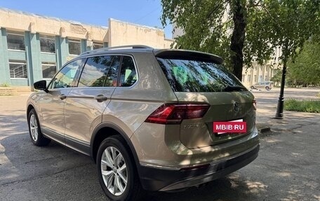 Volkswagen Tiguan II, 2018 год, 3 290 000 рублей, 4 фотография