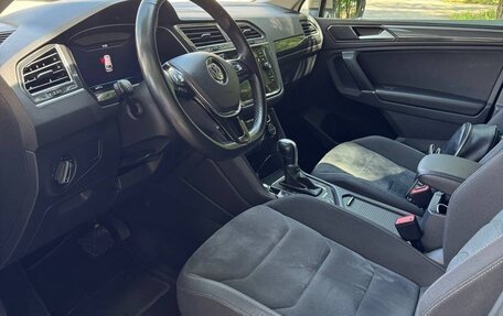 Volkswagen Tiguan II, 2018 год, 3 290 000 рублей, 9 фотография