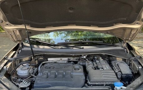 Volkswagen Tiguan II, 2018 год, 3 290 000 рублей, 23 фотография