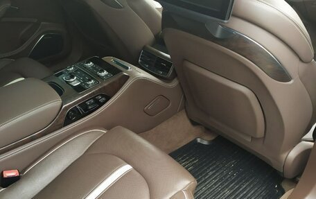 Audi A8, 2013 год, 2 300 000 рублей, 15 фотография