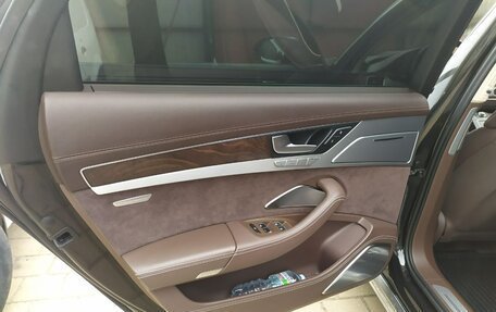 Audi A8, 2013 год, 2 300 000 рублей, 17 фотография