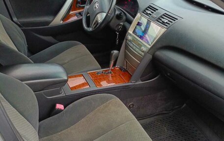 Toyota Camry, 2008 год, 1 095 000 рублей, 10 фотография