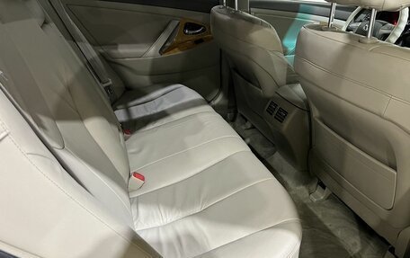 Toyota Camry, 2007 год, 1 100 000 рублей, 21 фотография