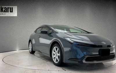 Toyota Prius IV XW50, 2023 год, 2 700 000 рублей, 1 фотография