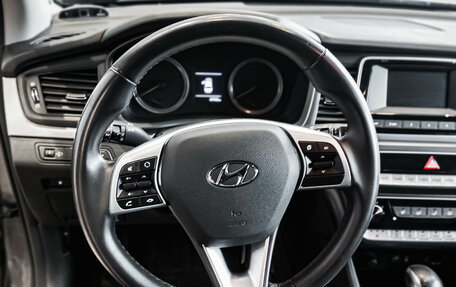 Hyundai Sonata VII, 2018 год, 1 755 000 рублей, 12 фотография