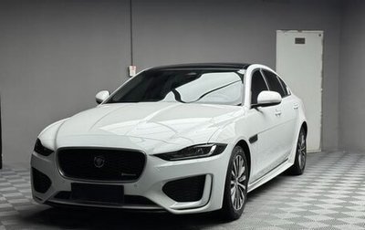 Jaguar XE I рестайлинг, 2021 год, 2 370 000 рублей, 1 фотография