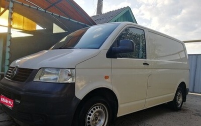 Volkswagen Transporter T5 рестайлинг, 2004 год, 955 000 рублей, 1 фотография