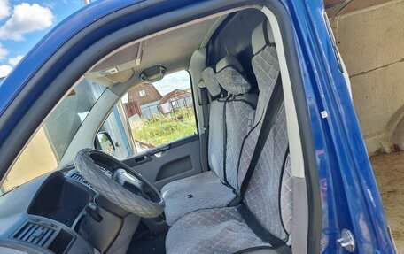 Volkswagen Transporter T5 рестайлинг, 2006 год, 820 000 рублей, 5 фотография