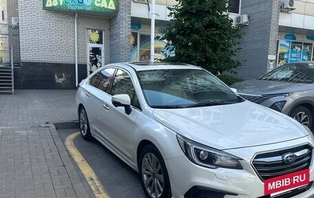 Subaru Legacy VII, 2018 год, 2 200 000 рублей, 4 фотография