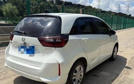 Honda Fit, 2021 год, 1 210 000 рублей, 6 фотография