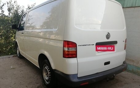 Volkswagen Transporter T5 рестайлинг, 2004 год, 955 000 рублей, 7 фотография