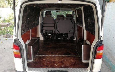 Volkswagen Transporter T5 рестайлинг, 2004 год, 955 000 рублей, 12 фотография