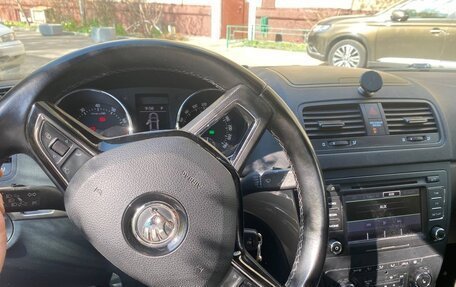 Skoda Yeti I рестайлинг, 2014 год, 1 100 000 рублей, 2 фотография