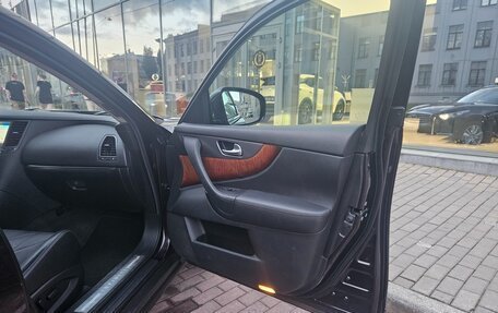 Infiniti QX70, 2017 год, 1 895 000 рублей, 11 фотография