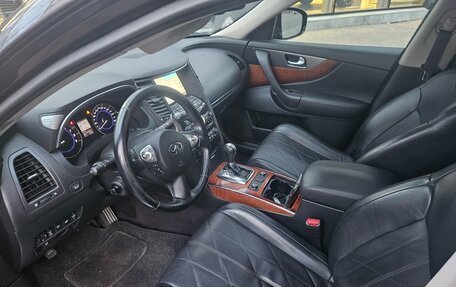 Infiniti QX70, 2017 год, 1 895 000 рублей, 13 фотография