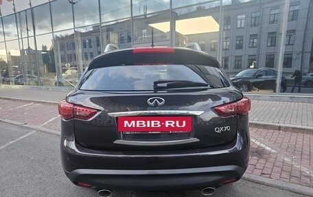 Infiniti QX70, 2017 год, 1 895 000 рублей, 7 фотография