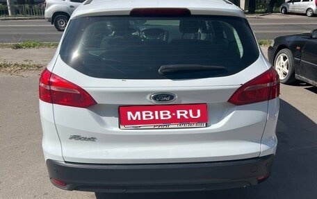 Ford Focus III, 2017 год, 900 000 рублей, 2 фотография