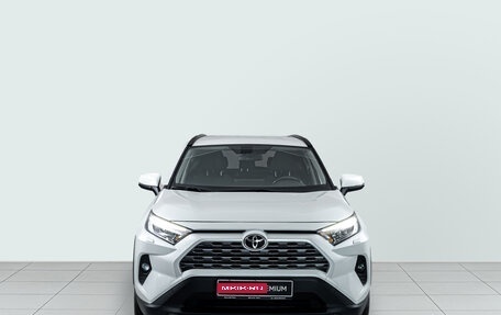 Toyota RAV4, 2020 год, 2 900 000 рублей, 2 фотография