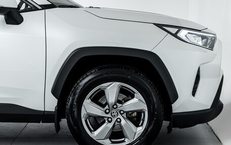 Toyota RAV4, 2020 год, 2 900 000 рублей, 9 фотография