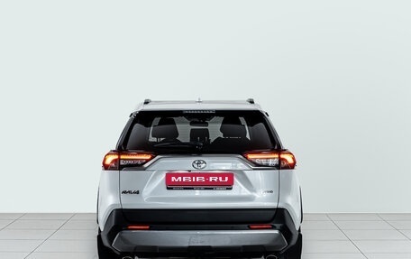 Toyota RAV4, 2020 год, 2 900 000 рублей, 5 фотография