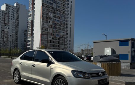 Volkswagen Polo VI (EU Market), 2014 год, 900 000 рублей, 4 фотография