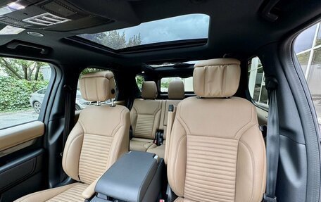 Land Rover Discovery IV, 2023 год, 11 000 000 рублей, 14 фотография
