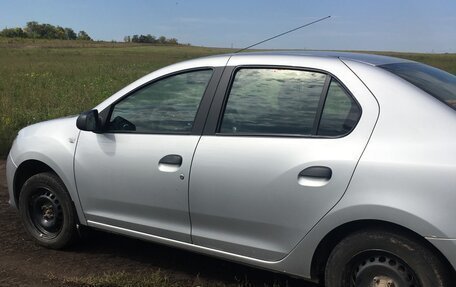 Renault Logan II, 2016 год, 750 000 рублей, 2 фотография