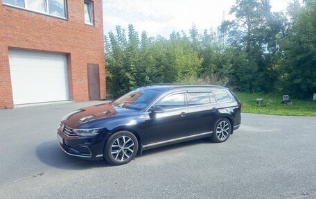 Volkswagen Passat B8 рестайлинг, 2020 год, 2 300 000 рублей, 7 фотография