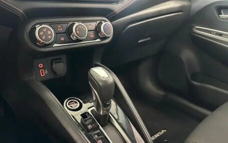 Nissan Versa, 2021 год, 1 240 000 рублей, 29 фотография
