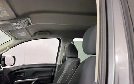 Nissan Titan II, 2021 год, 7 720 000 рублей, 29 фотография