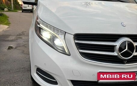 Mercedes-Benz V-Класс, 2014 год, 3 400 000 рублей, 20 фотография