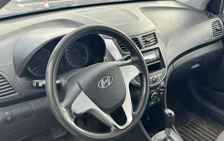 Hyundai Solaris II рестайлинг, 2012 год, 599 000 рублей, 7 фотография