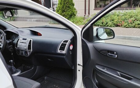 Hyundai i20 IB рестайлинг, 2009 год, 650 000 рублей, 10 фотография