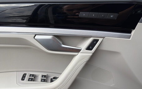 Volkswagen Touareg III, 2018 год, 4 500 000 рублей, 28 фотография