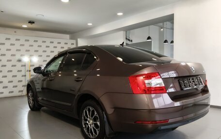 Skoda Octavia, 2018 год, 1 999 000 рублей, 4 фотография